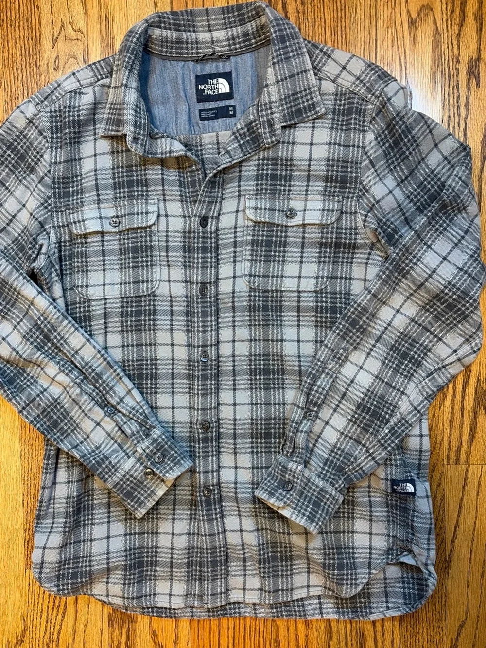 The North Face Plaid Flannel Shirt Men M Button Up Heavyweight Outdoor Workwear